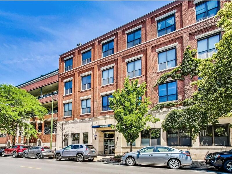 2525 N Sheffield Avenue Chicago IL 60614