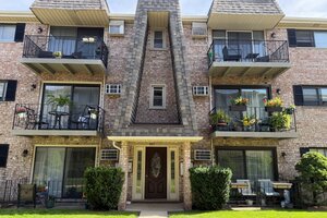 Photo of 5321 N Delphia Avenue Chicago IL 60656 Unit 322