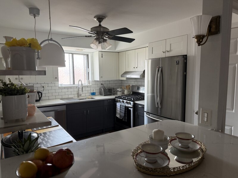 5321 N Delphia Avenue Chicago IL 60656