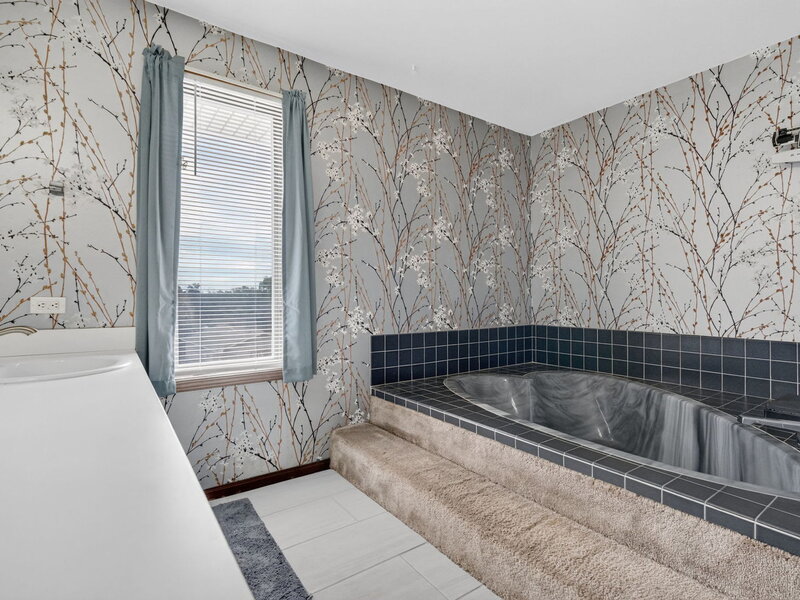 408 S Brookshore Drive Shorewood IL 60404