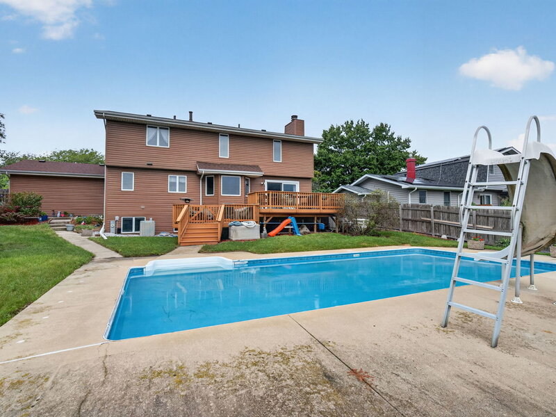 408 S Brookshore Drive Shorewood IL 60404