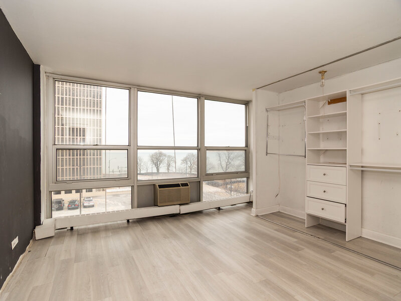 6730 S South Shore Drive Chicago IL 60649