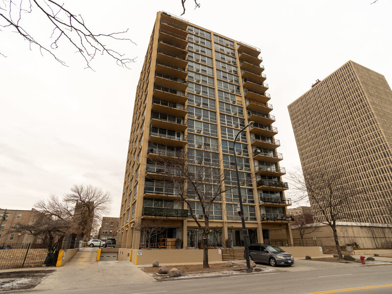 6730 S South Shore Drive Chicago IL 60649