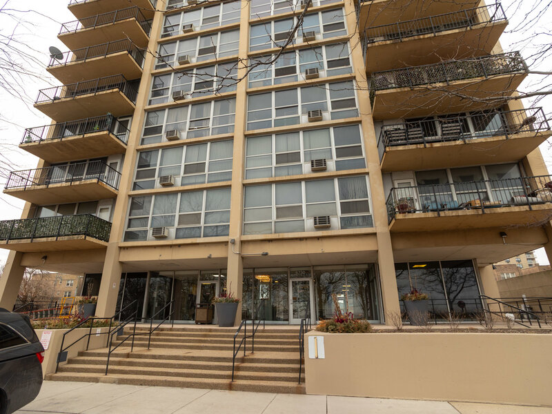 6730 S South Shore Drive Chicago IL 60649