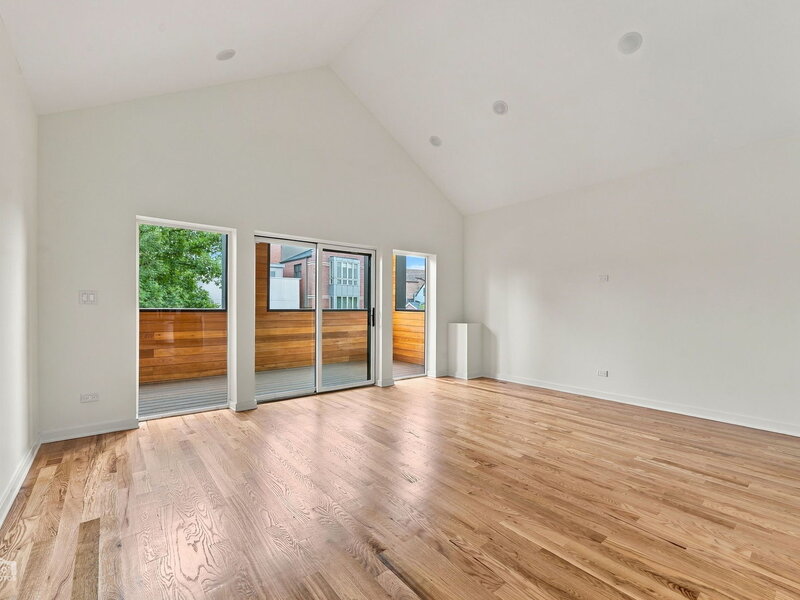 1118 W 19th Street Chicago IL 60608