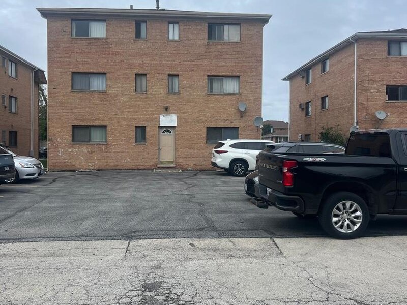 6047 Marshall Avenue Chicago Ridge IL 60415
