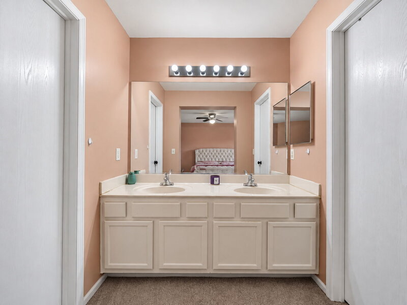 1917 Tuscany Lane Romeoville IL 60446