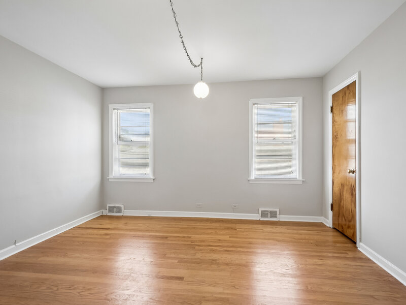 6118 N Kimball Avenue Chicago IL 60659