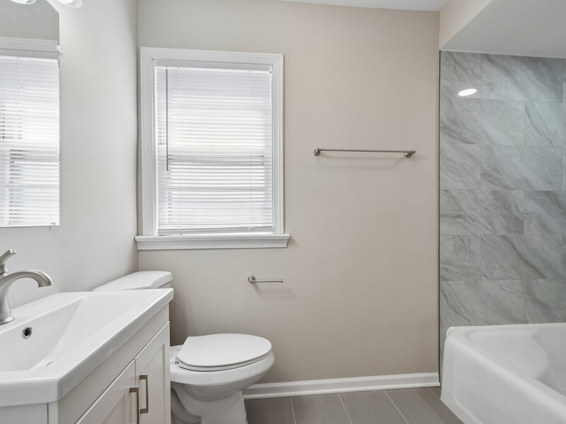 6118 N Kimball Avenue Chicago IL 60659