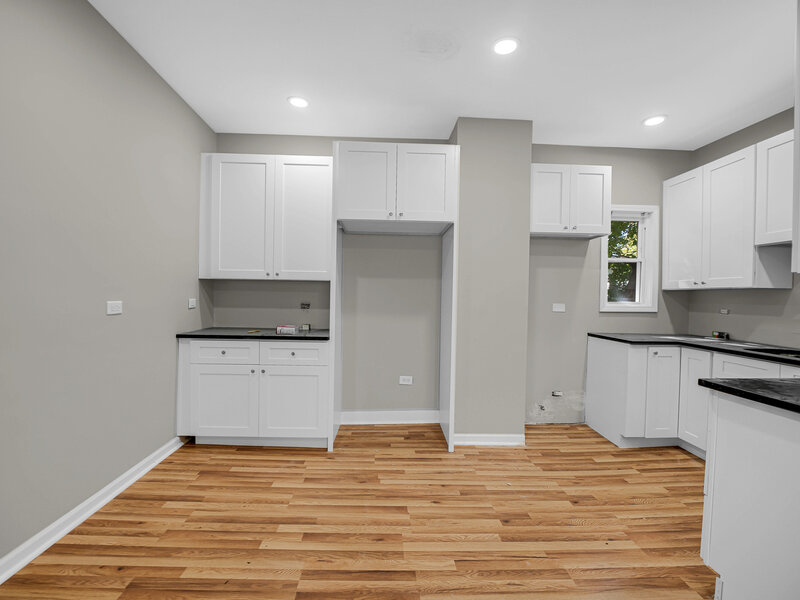 645 N Leamington Avenue Chicago IL 60644