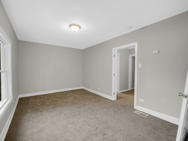 645 N Leamington Avenue Chicago IL 60644