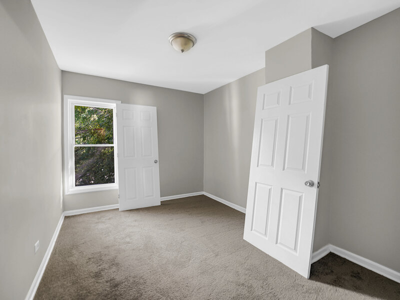 645 N Leamington Avenue Chicago IL 60644