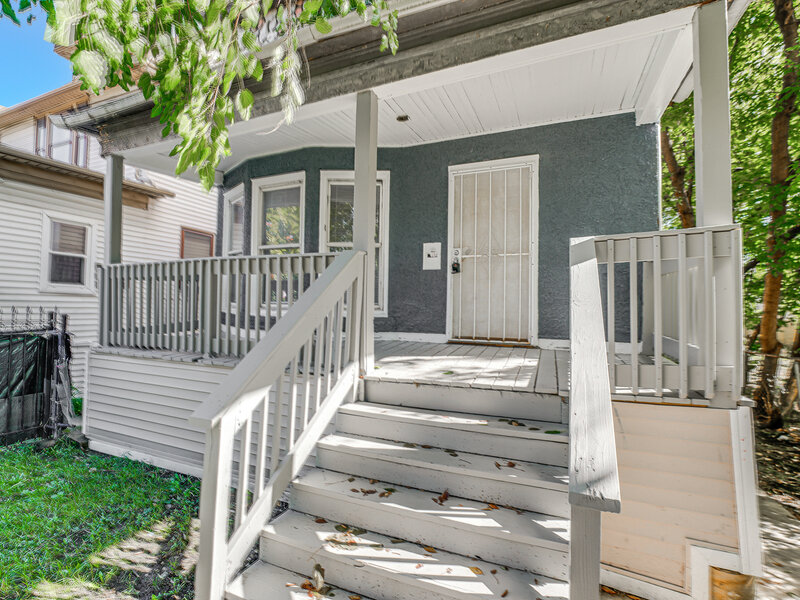 645 N Leamington Avenue Chicago IL 60644