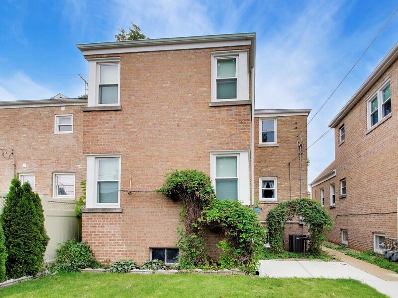 1630 Clarence Avenue Berwyn IL 60402