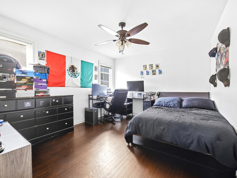 8222 S Albany Avenue Chicago IL 60652