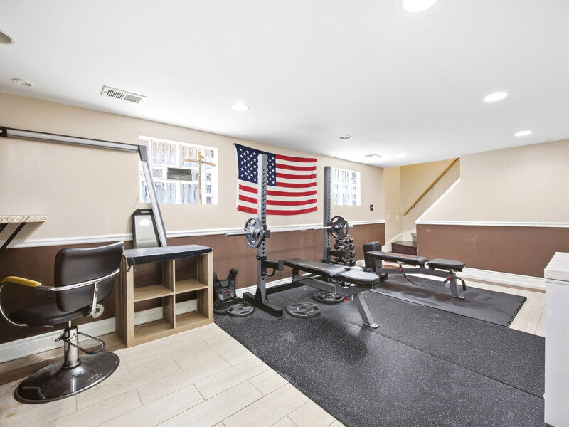 8222 S Albany Avenue Chicago IL 60652