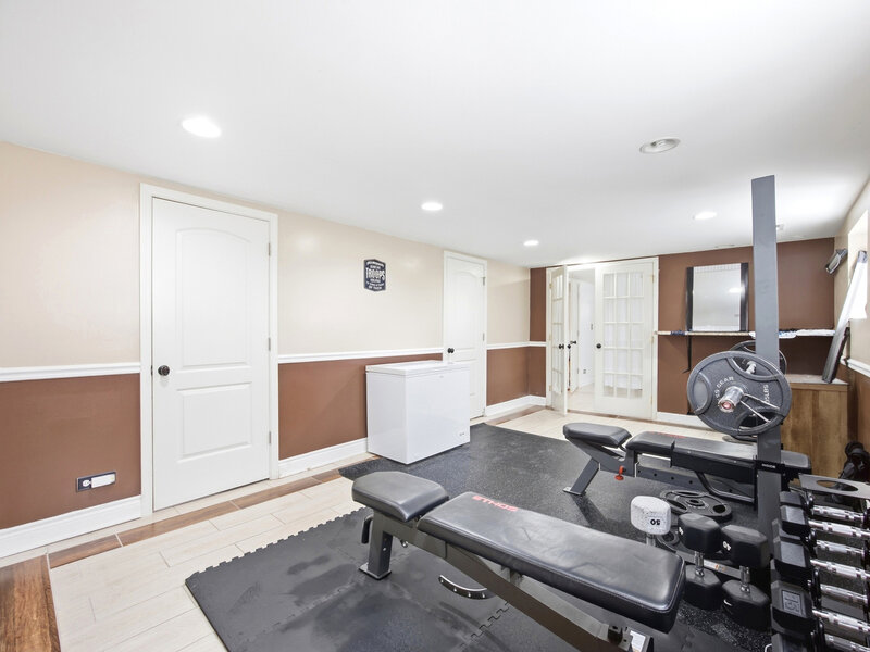 8222 S Albany Avenue Chicago IL 60652