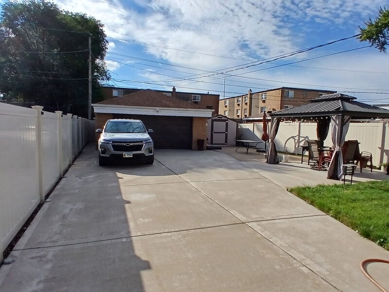 14508 S Saginaw Avenue Burnham IL 60633