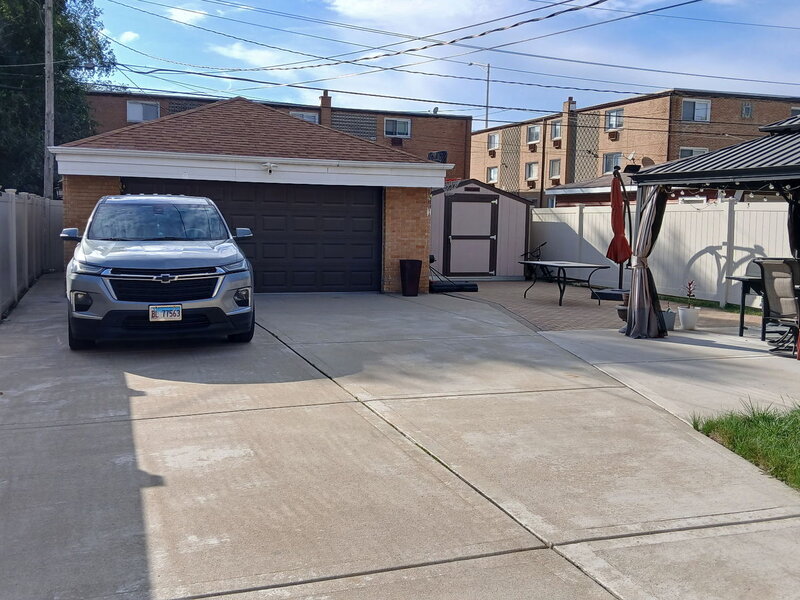 14508 S Saginaw Avenue Burnham IL 60633