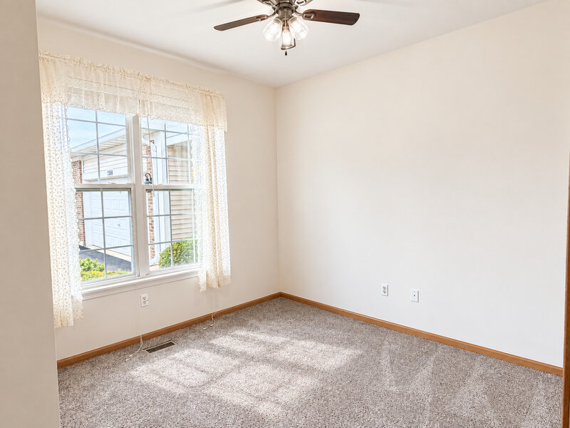 1584 W Ludington Circle Romeoville IL 60446