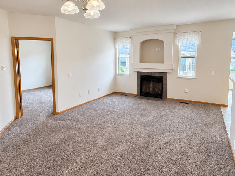 1584 W Ludington Circle Romeoville IL 60446