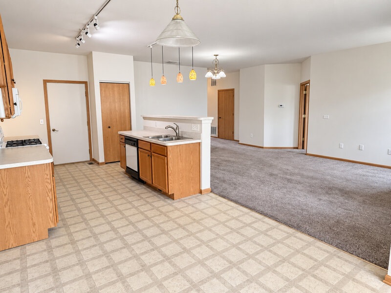 1584 W Ludington Circle Romeoville IL 60446