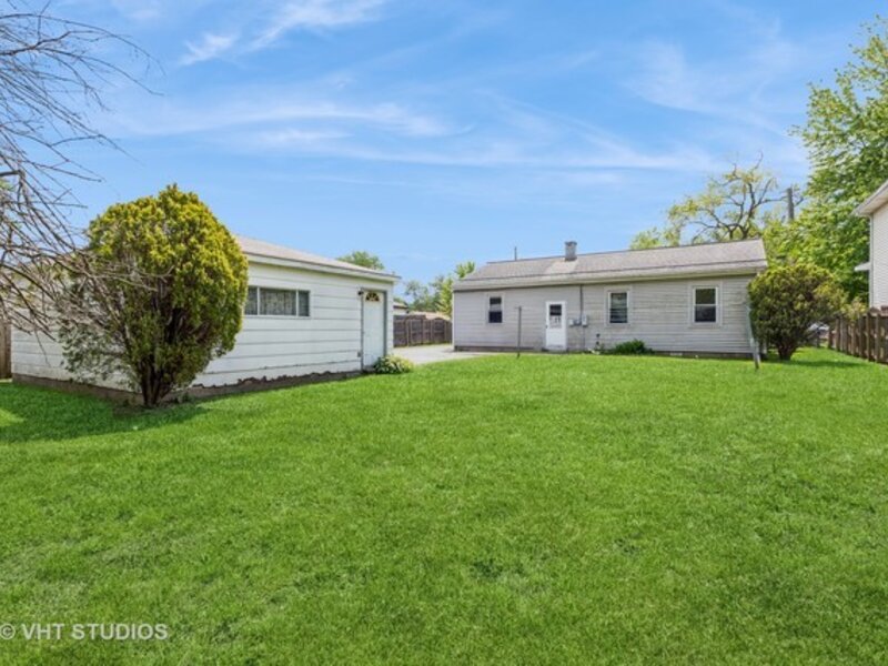 5028 156th Street Oak Forest IL 60452