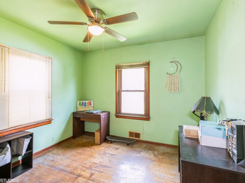 5028 156th Street Oak Forest IL 60452
