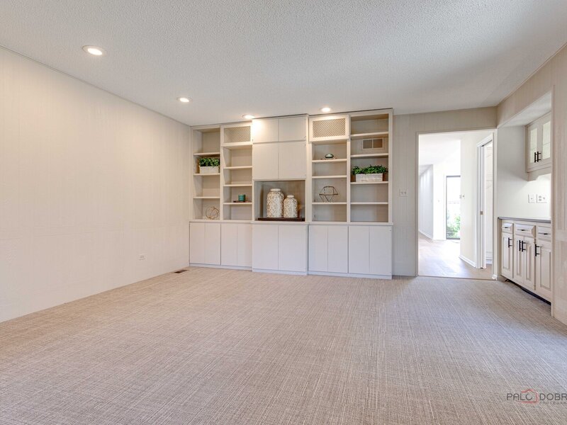 2457 Seville Circle Northbrook IL 60062