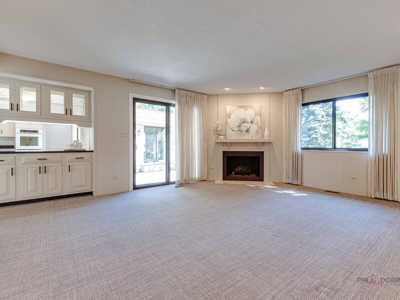 2457 Seville Circle Northbrook IL 60062