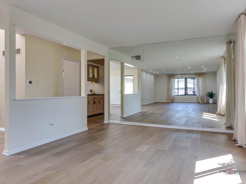 2457 Seville Circle Northbrook IL 60062