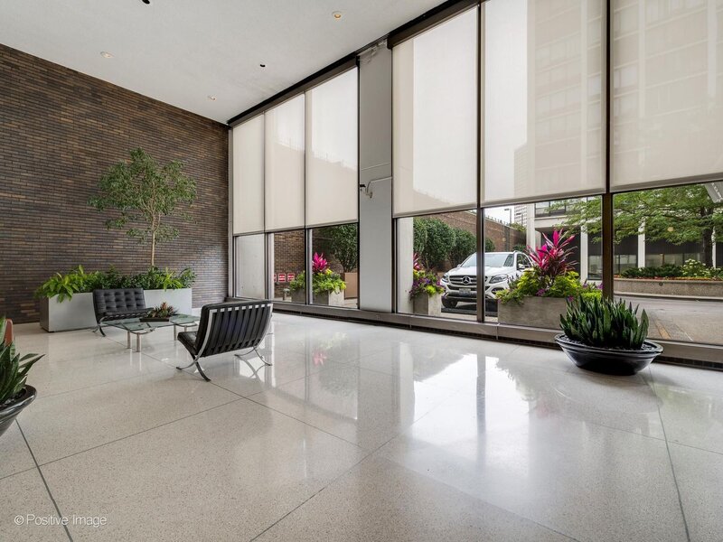 5455 N Sheridan Road Chicago IL 60640