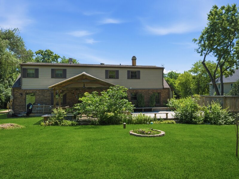 10 Grant Street Burr Ridge IL 60527