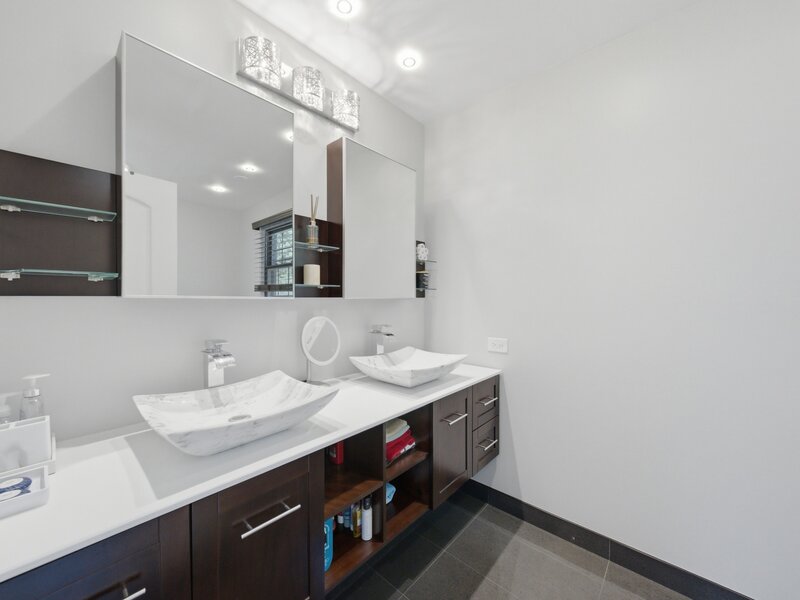 10 Grant Street Burr Ridge IL 60527