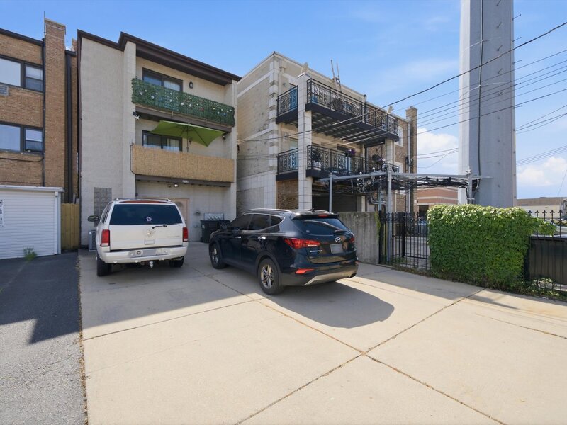2528 N Harlem Avenue Elmwood Park IL 60707