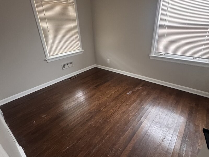 18748 Wentworth Avenue Lansing IL 60438