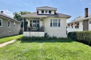 Photo of 1904 Washington Boulevard Maywood IL 60153