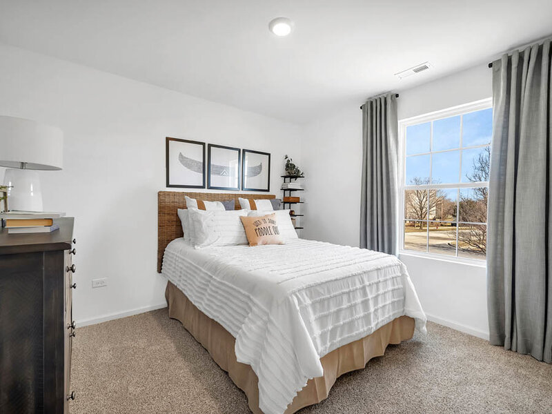1691 Baler Avenue Aurora IL 60503