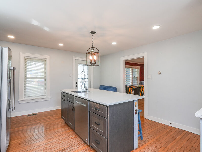 158 N Oak Street Manteno IL 60950