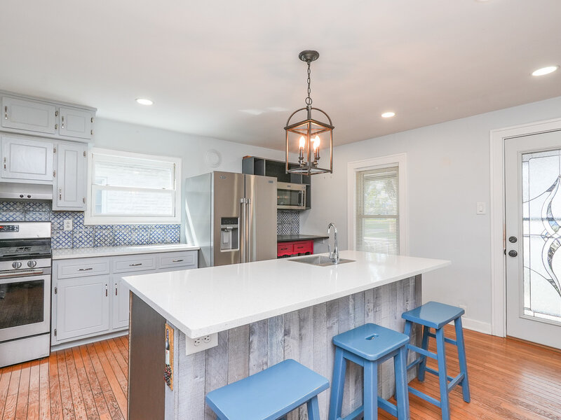 158 N Oak Street Manteno IL 60950