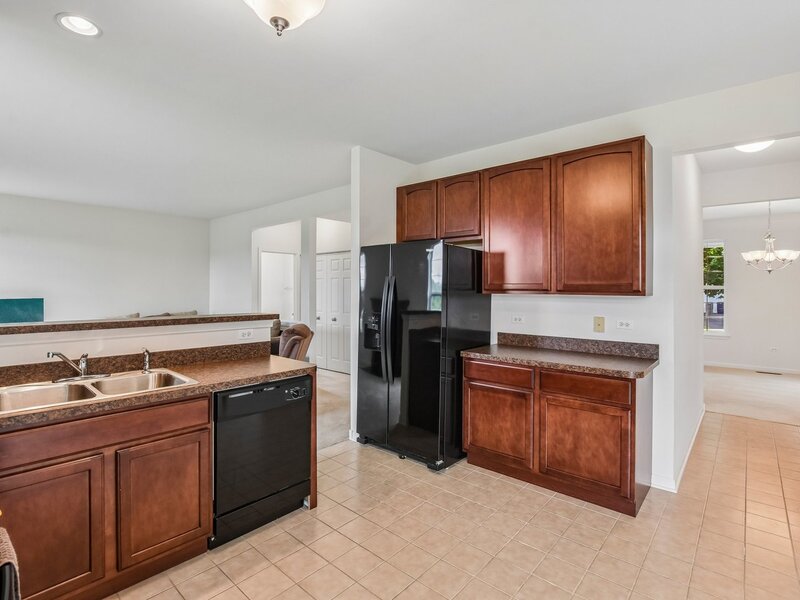 586 Wexford Drive Elgin IL 60124