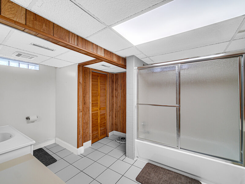 8644 Laramie Avenue Skokie IL 60077