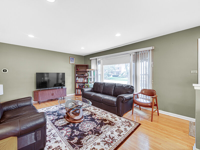 8644 Laramie Avenue Skokie IL 60077