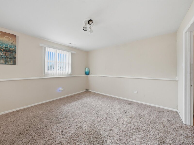 629 Sullivan Lane University Park IL 60484