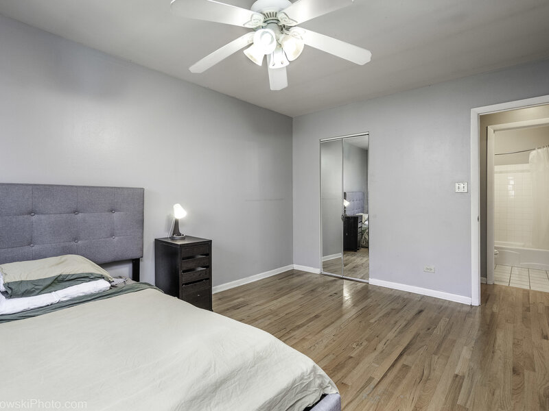 4939 S Dorchester Avenue Chicago IL 60615
