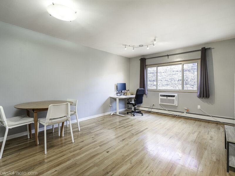 4939 S Dorchester Avenue Chicago IL 60615