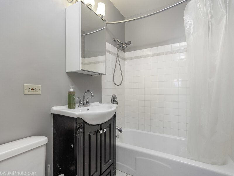 4939 S Dorchester Avenue Chicago IL 60615