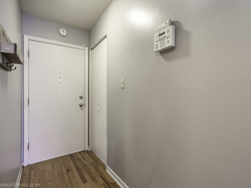 4939 S Dorchester Avenue Chicago IL 60615