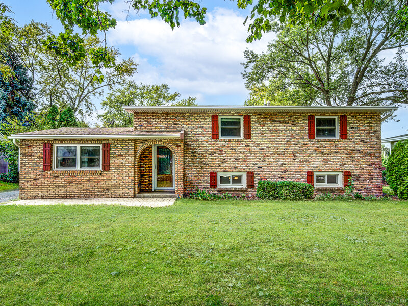 408 N Locust Street Frankfort IL 60423