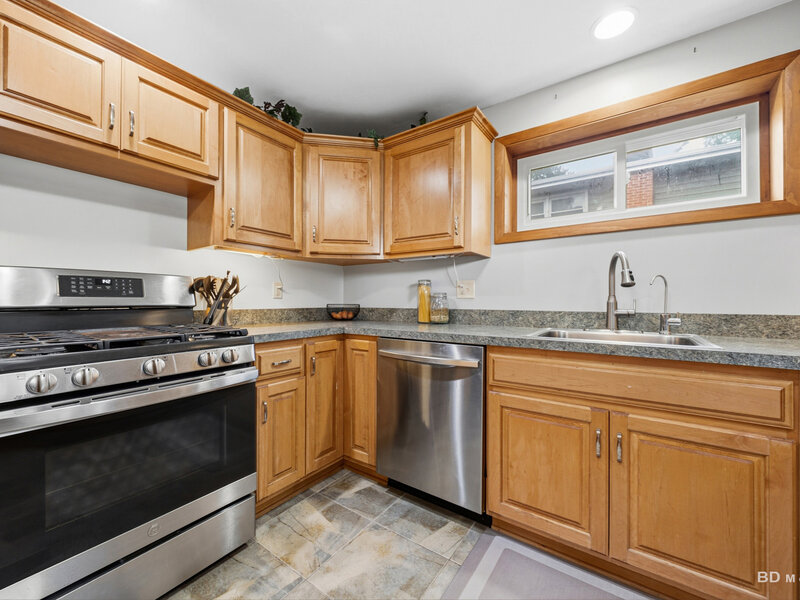 408 N Locust Street Frankfort IL 60423